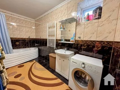 Casă 5 camere, 180 m², Stăuceni, str. str. Barbu Lăutaru · Fotografia 6