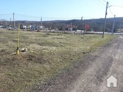 Teren, 11 ari, Budeşti