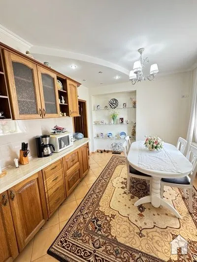 Apartament 3 camere, 92 m², Centru, str. str. Centru str. Nicolae Testemițanu