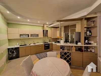 Apartament 3 camere, 114 m², Râșcani, str. str. Academician Sergiu Rădăuțanu
