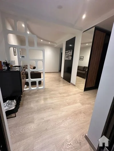 Apartament 2 camere, 83 m², Botanica, str. str. Sarmizegetusa