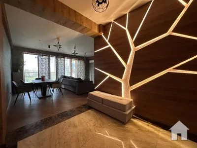 Apartament 3 camere, 129 m², Centru, str. bd. Ştefan cel Mare şi Sfânt · Fotografia 2
