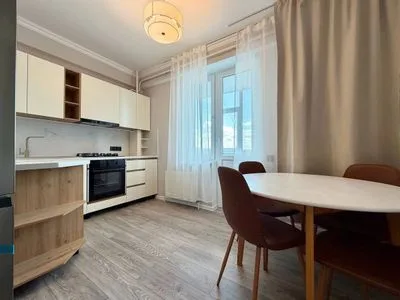 Apartament 2 camere, 47 m², Ciocana, bd. Mircea cel Bătrân