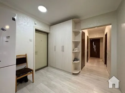 Apartament 3 camere, 70 m², Botanica, str. bd. Cuza Vodă
